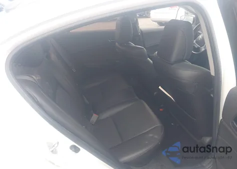 2018 Acura Ilx Special Edition z USA, uszkodzony, nr VIN 19UDE2F49JA003419